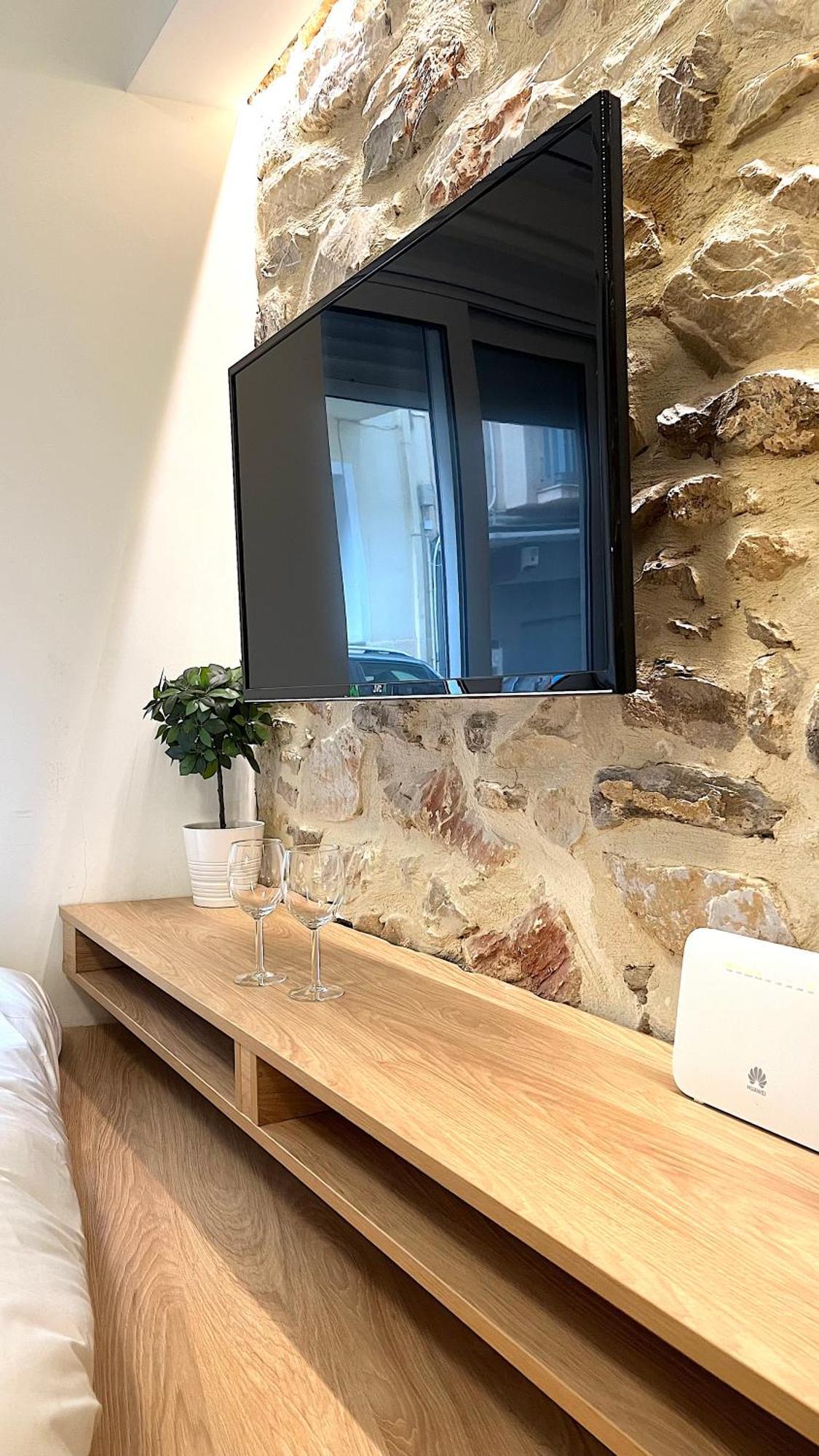 Appianou Never Too Small Apartment