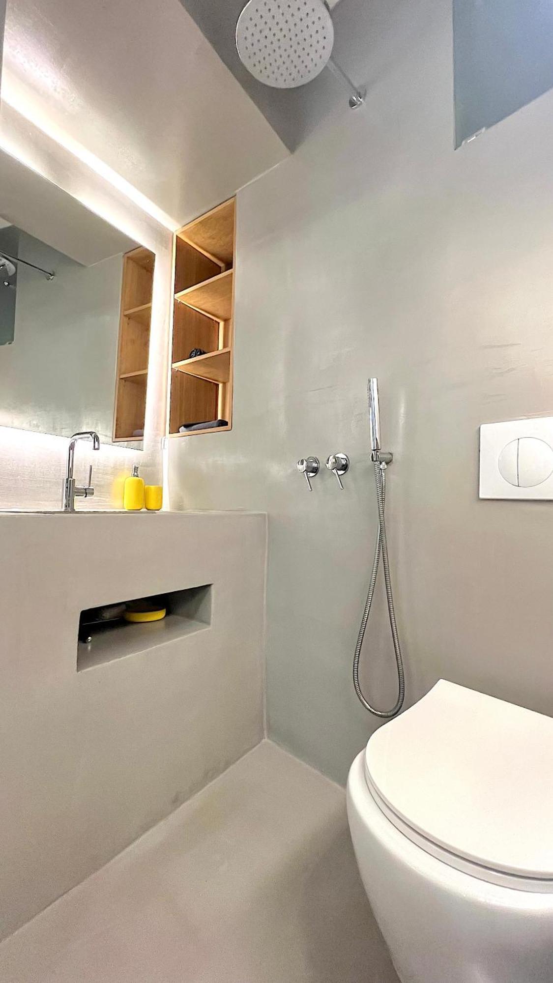 Appianou Never Too Small Apartment *